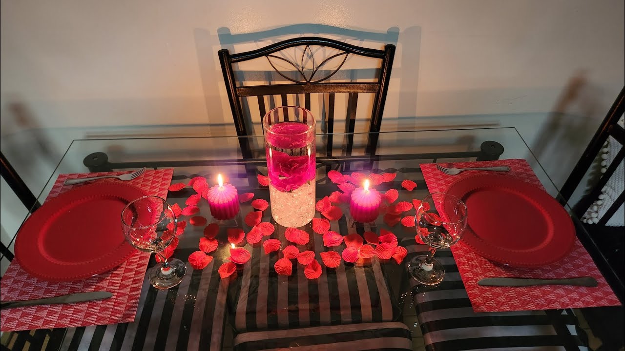 ideas para decorar una mesa para cena romantica