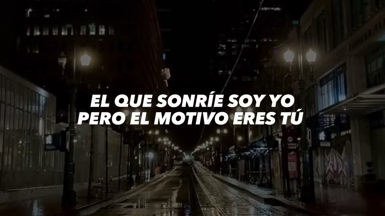 la sonrisa es mia pero el motivo eres tu