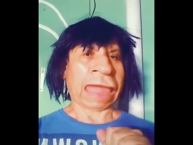 que quiere decir el poeta cuando dice minino minino