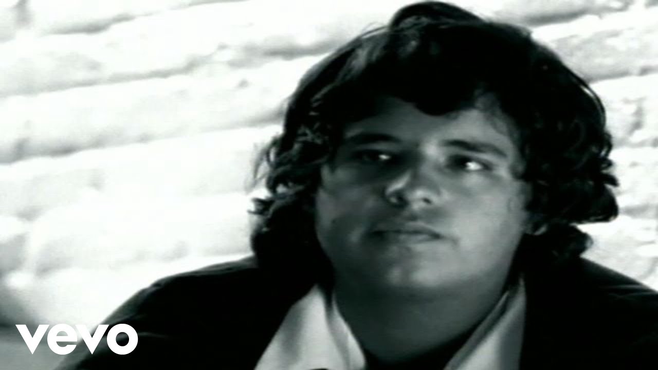 eres lo que mas quiero en este mundo eso eres